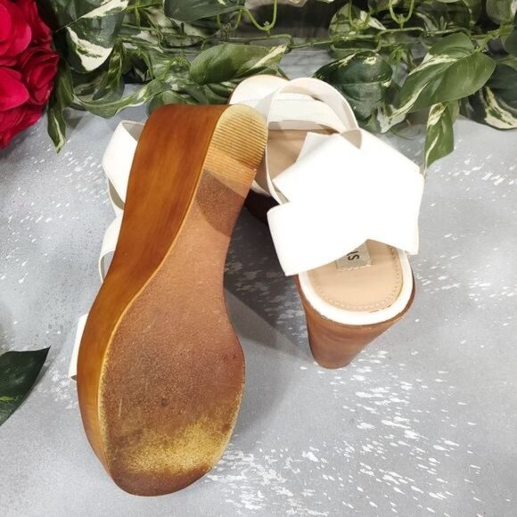 Steve Madden White Blondy Platform Wedge Sandal - Picture 10 of 10